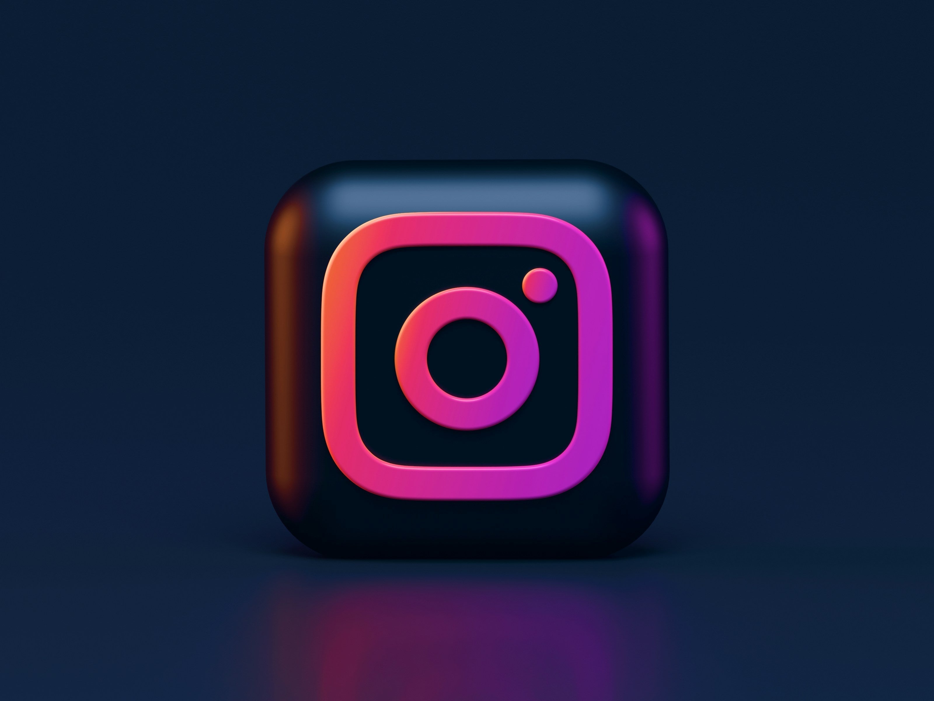 Growing Your Artist Instagram: Strategies for Popularity and Engagement