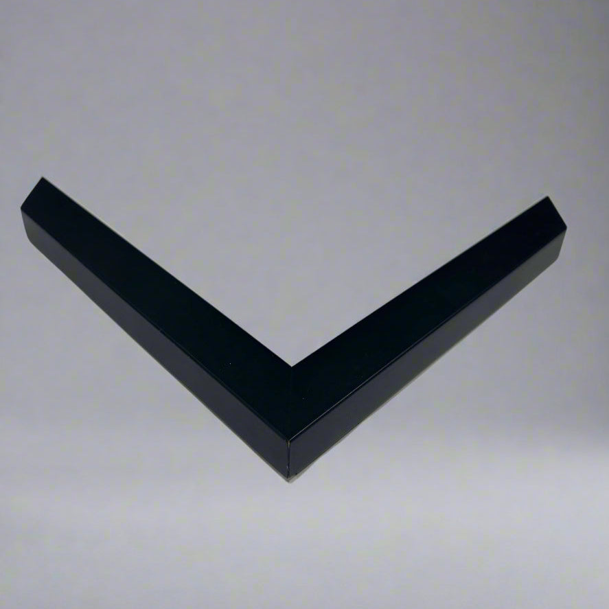 FHD1001BL – Black Stain on Wood